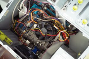 Budowa komputera - z czego składa się komputer? • Encyklopedia